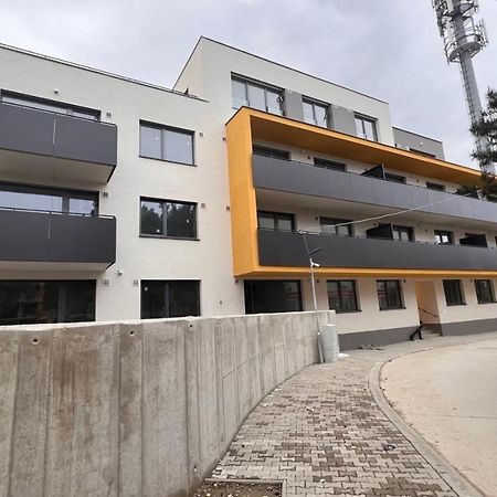 Air-Conditioned 2 Room Apartment, With Terrace, Rovinka 203 Exteriör bild